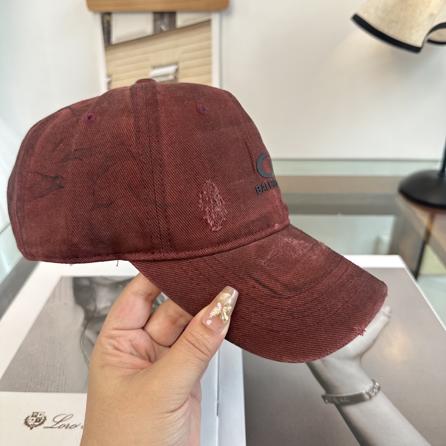 新品Balenciaga 巴黎世家字母新款棒球帽现货秒发🧢简约时尚超级无敌好看的帽子！情侣款！