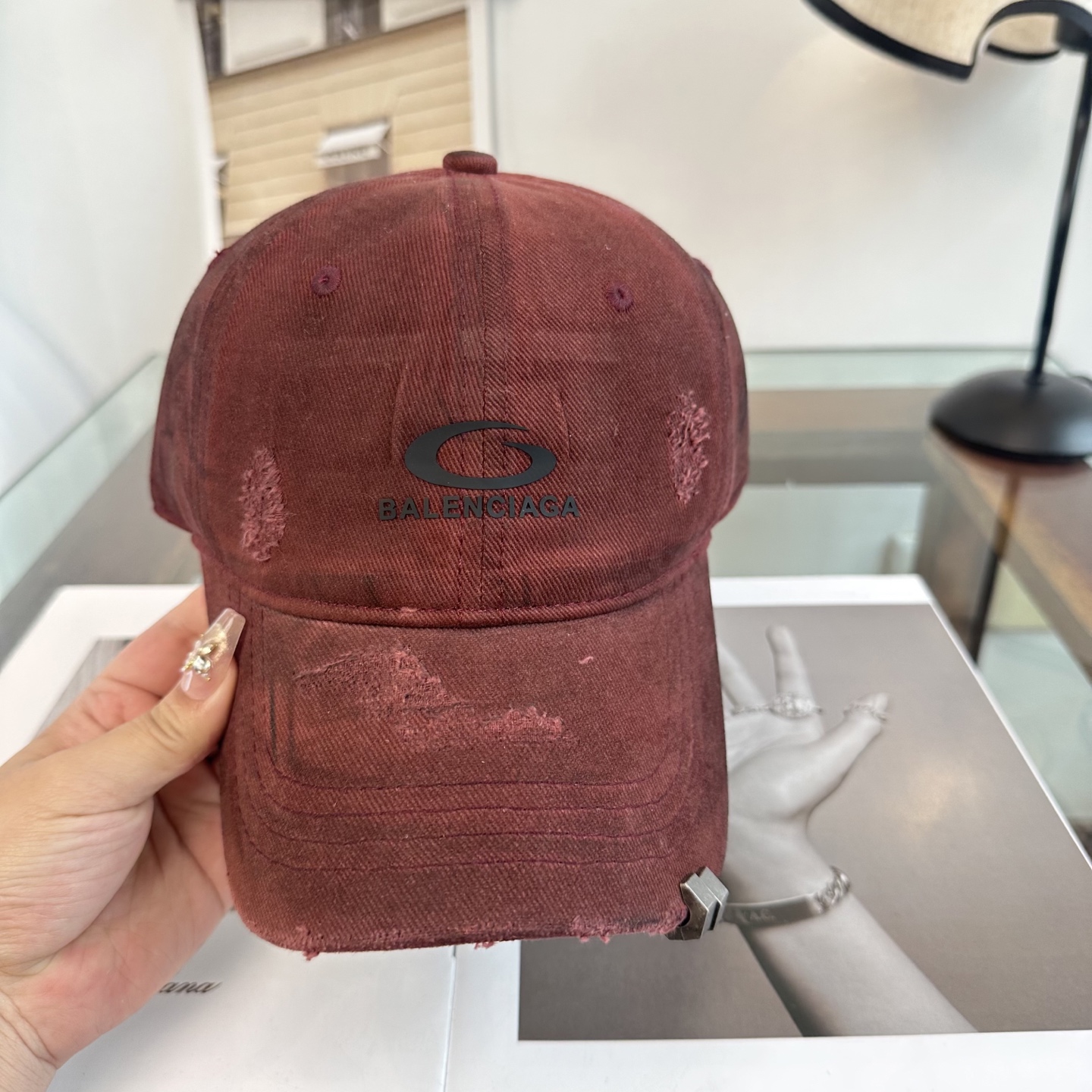 新品Balenciaga 巴黎世家字母新款棒球帽现货秒发🧢简约时尚超级无敌好看的帽子！情侣款！