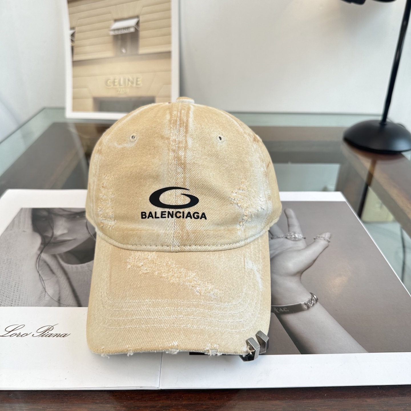 新品Balenciaga 巴黎世家字母新款棒球帽现货秒发🧢简约时尚超级无敌好看的帽子！情侣款！