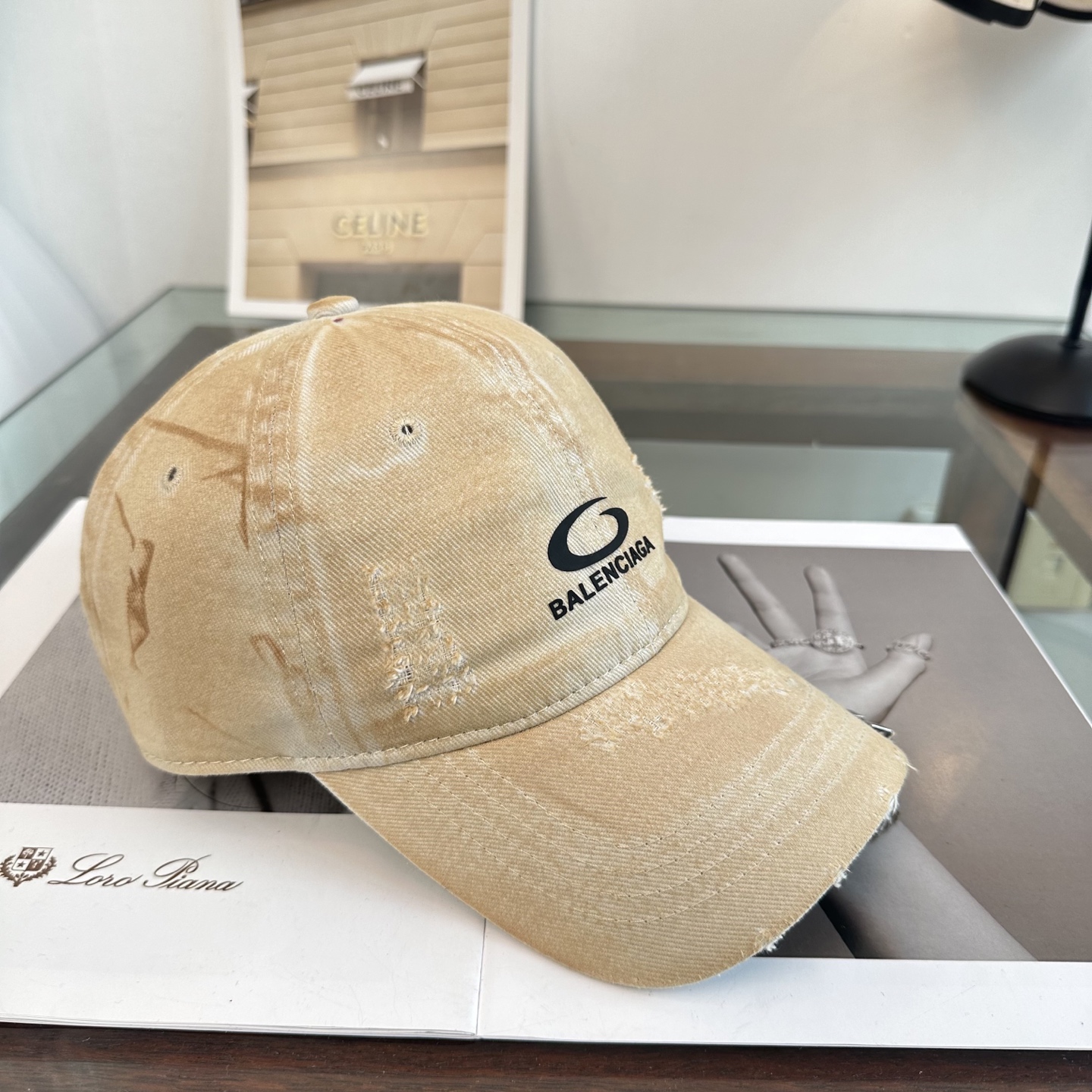 新品Balenciaga 巴黎世家字母新款棒球帽现货秒发🧢简约时尚超级无敌好看的帽子！情侣款！