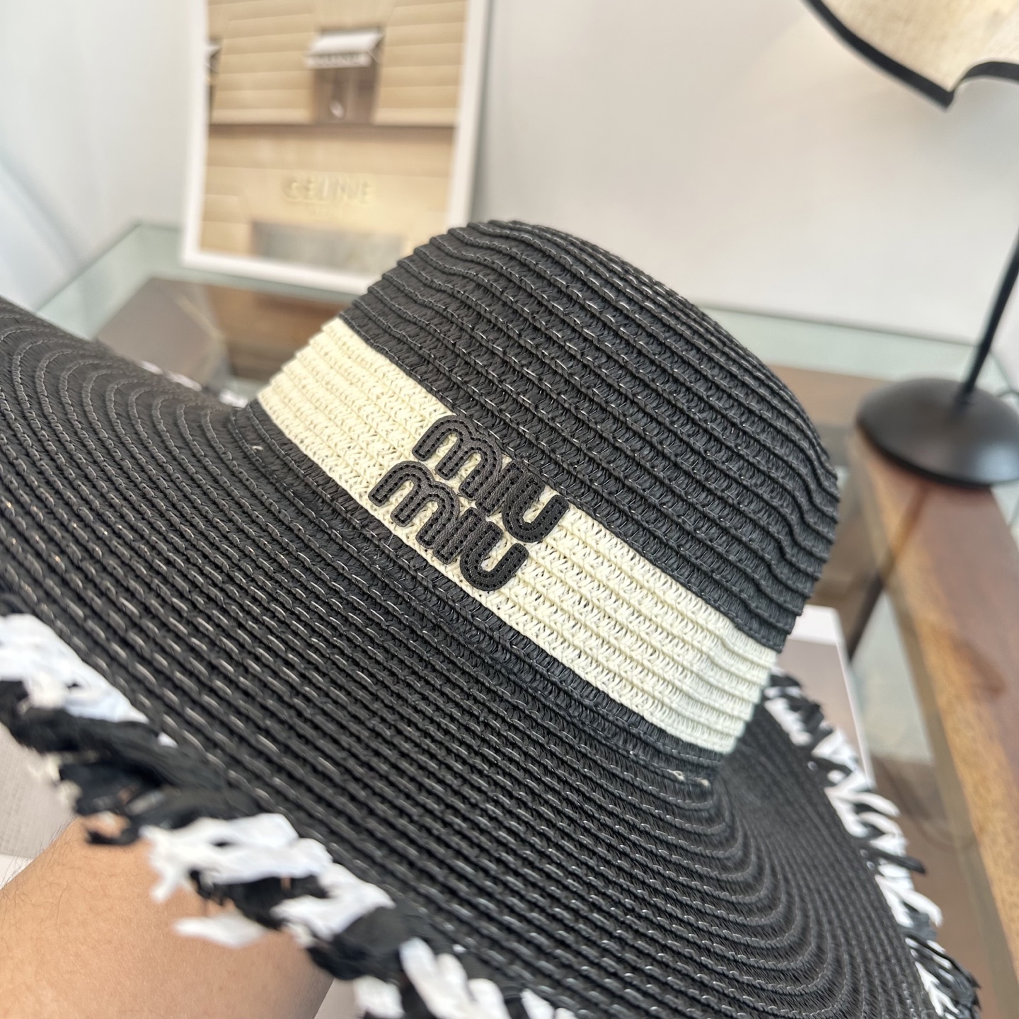 miumiu缪缪 2026新款平顶草帽 夏天海边首选～新款材质编织而成～质感满分💯