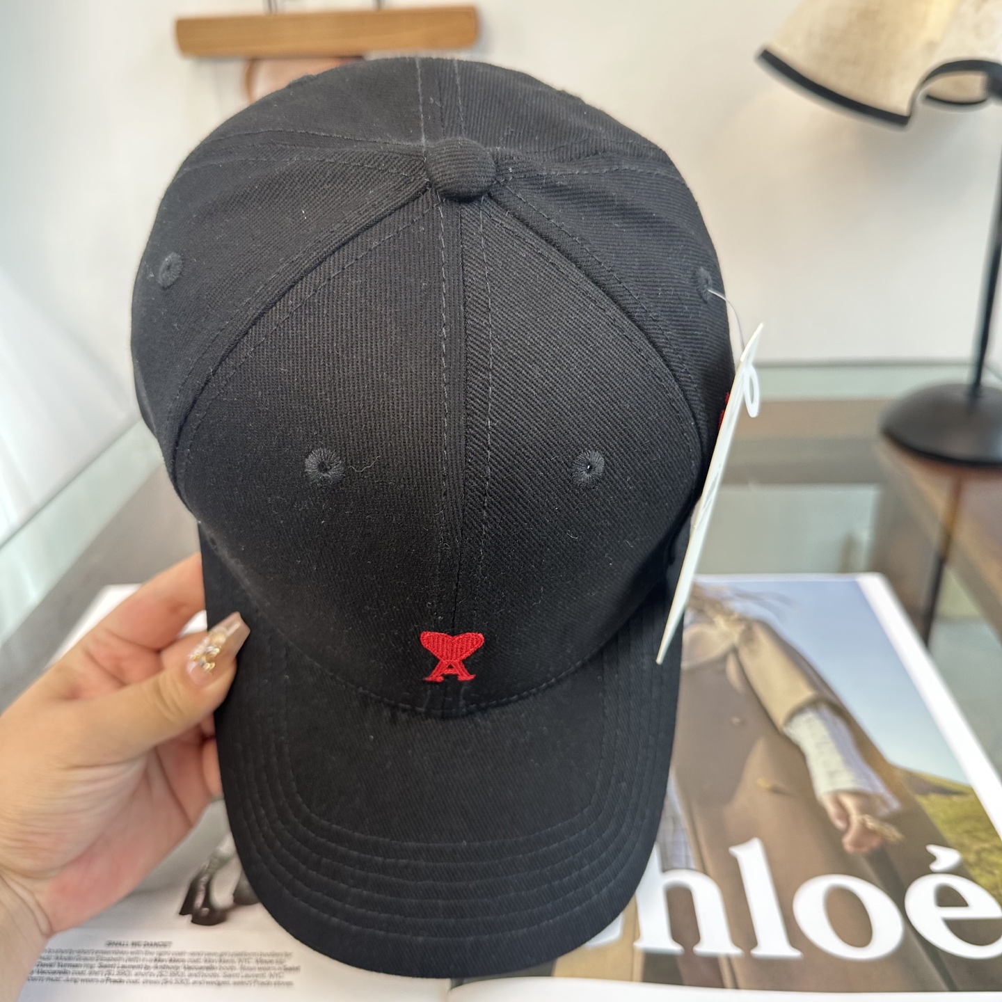 ami 棒球帽颜值担当，遮阳挡风的四季款，闭眼入版型挺阔 面料很好喔