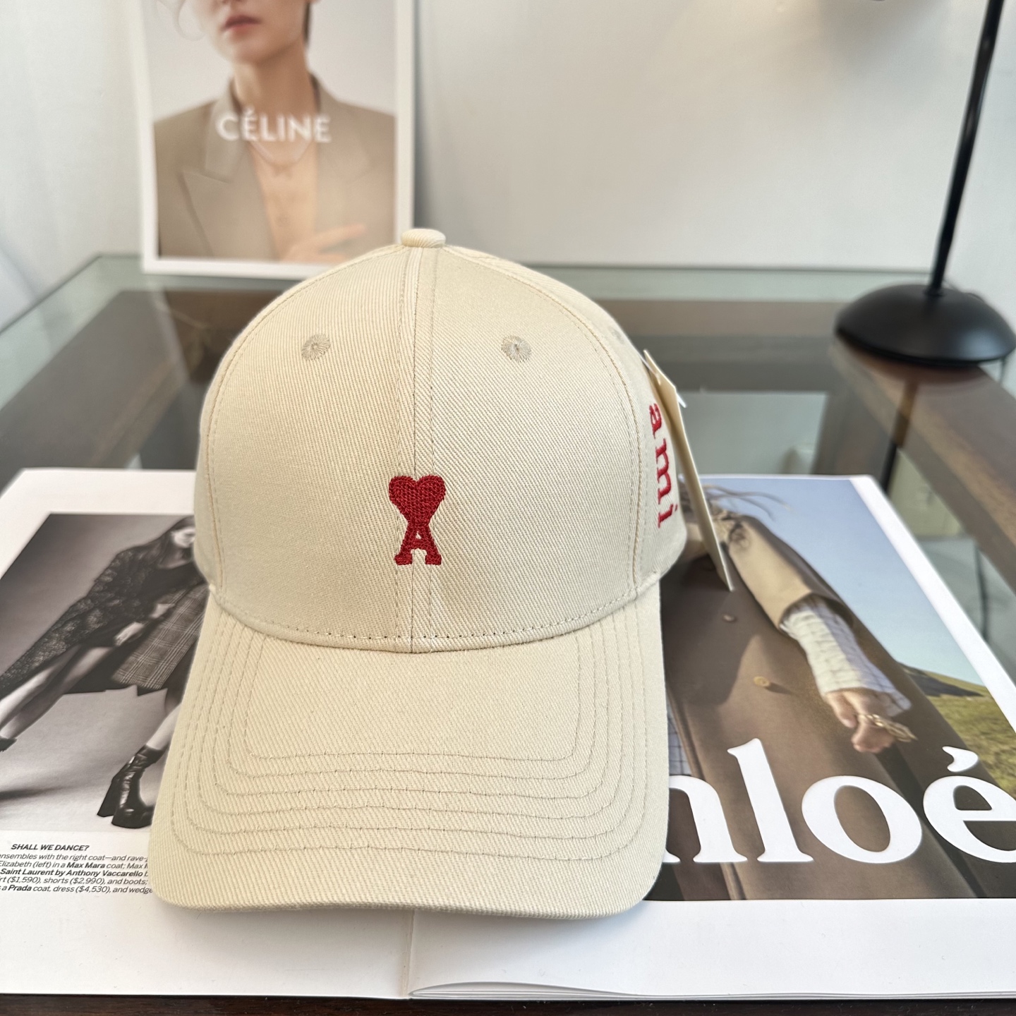 ami 棒球帽颜值担当，遮阳挡风的四季款，闭眼入版型挺阔 面料很好喔