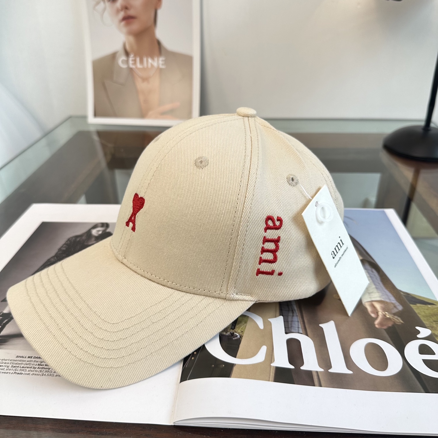 ami 棒球帽颜值担当，遮阳挡风的四季款，闭眼入版型挺阔 面料很好喔