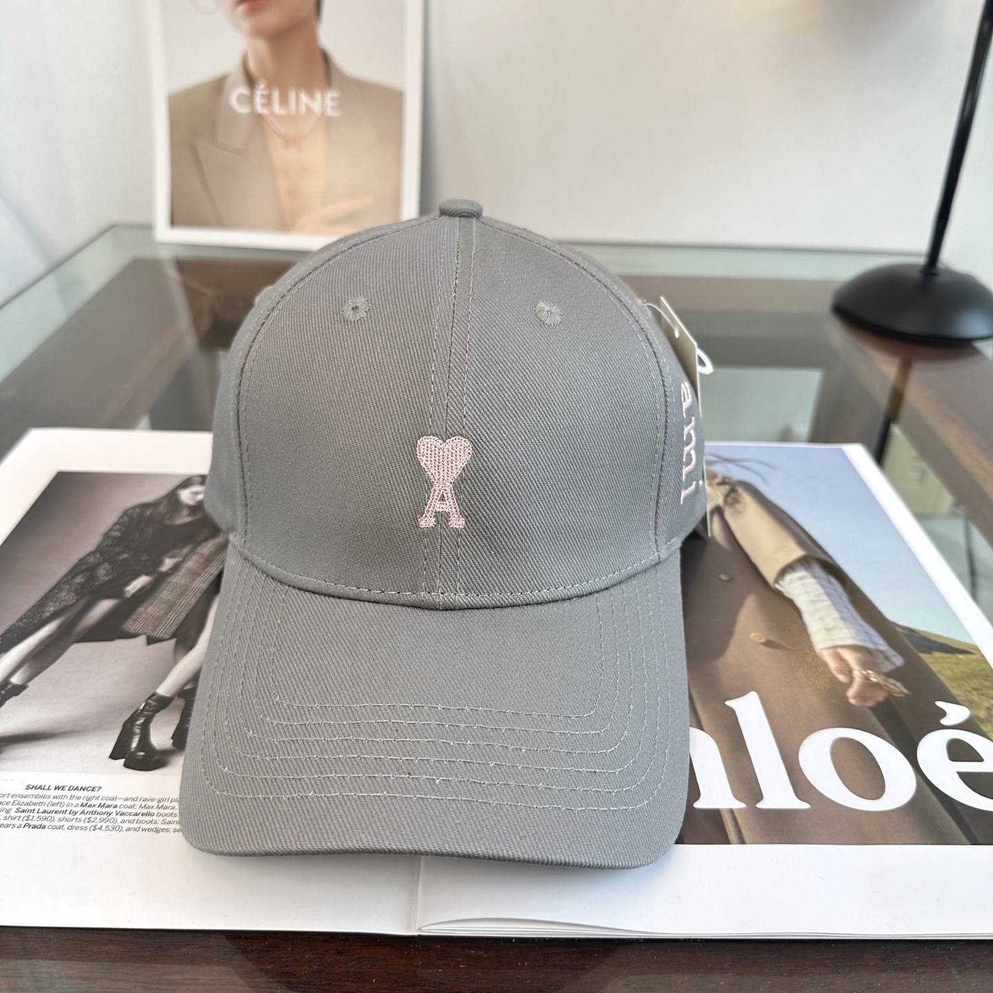 ami 棒球帽颜值担当，遮阳挡风的四季款，闭眼入版型挺阔 面料很好喔