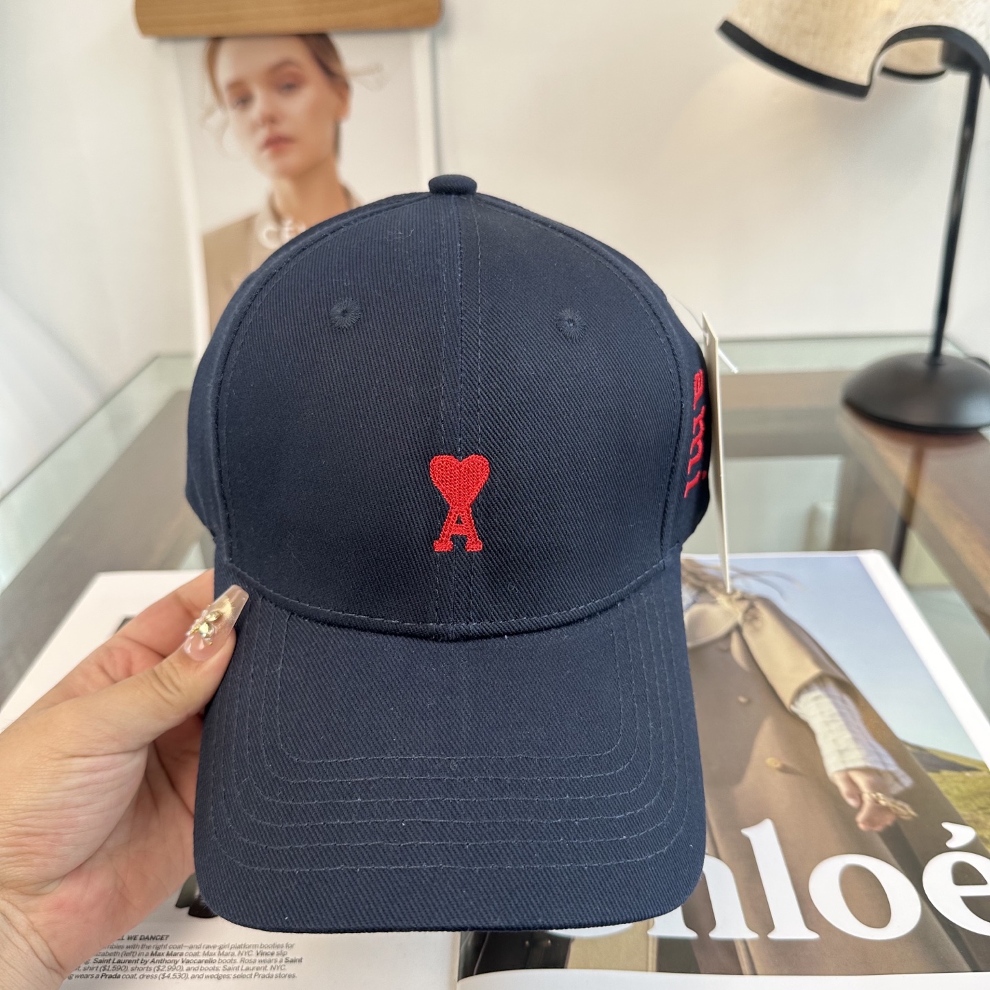 ami 棒球帽颜值担当，遮阳挡风的四季款，闭眼入版型挺阔 面料很好喔