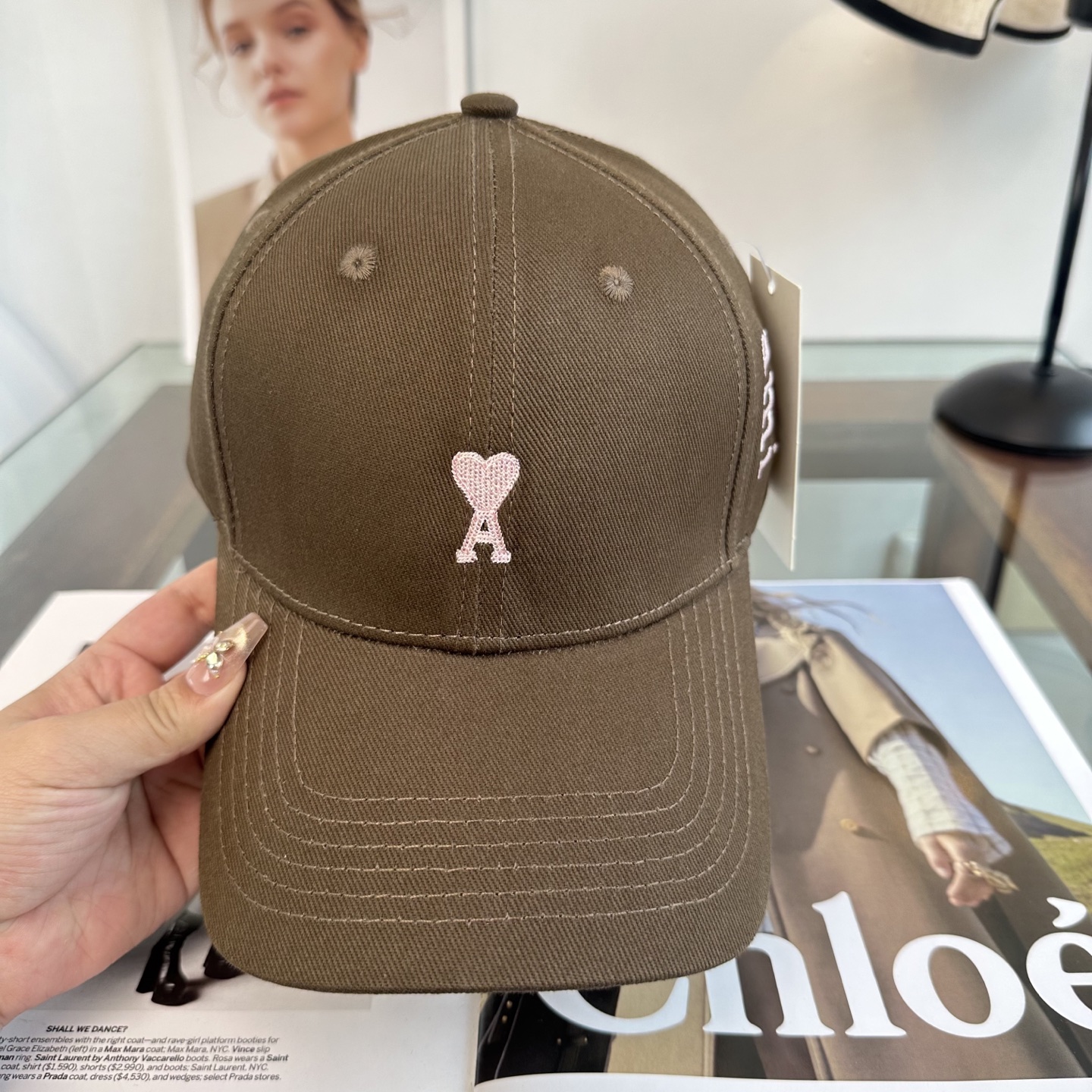 ami 棒球帽颜值担当，遮阳挡风的四季款，闭眼入版型挺阔 面料很好喔