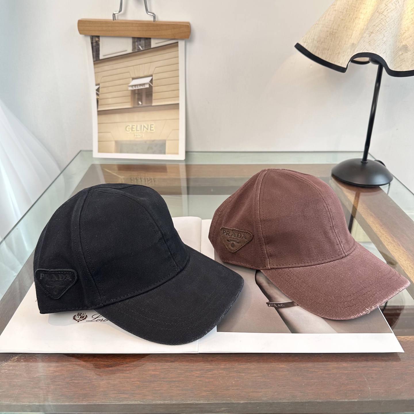 Prada 普拉达 三角标棒球帽