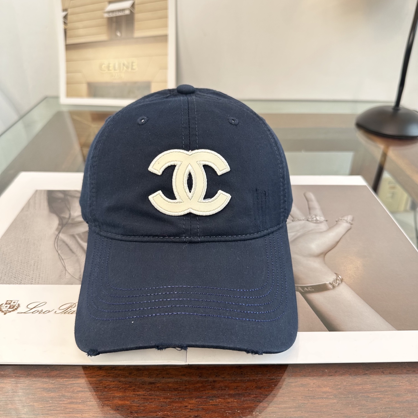 【CHANEL香奈儿】新款高级感唯美纹路小香风鸭舌帽 ，遮阳又超好搭配，出街单品 高货版本原单品质👄