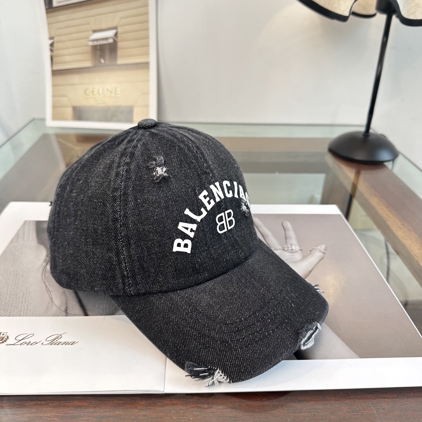 新品Balenciaga 巴黎世家字母新款棒球帽现货秒发🧢简约时尚超级无敌好看的帽子！情侣款！
