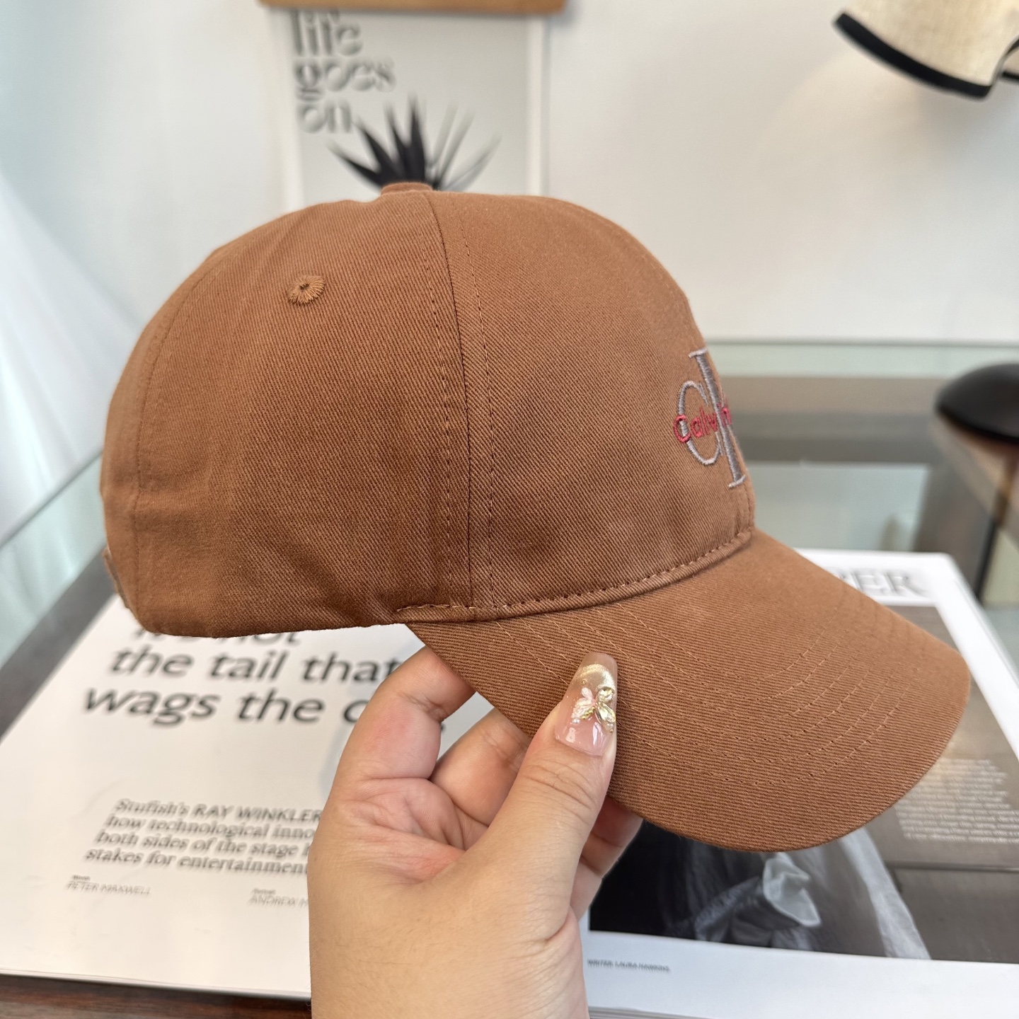 Calvin Klein，CKlogo春夏新款棒球帽 小红书推荐，时尚百搭，众多明星都喜欢的一款，非常爆