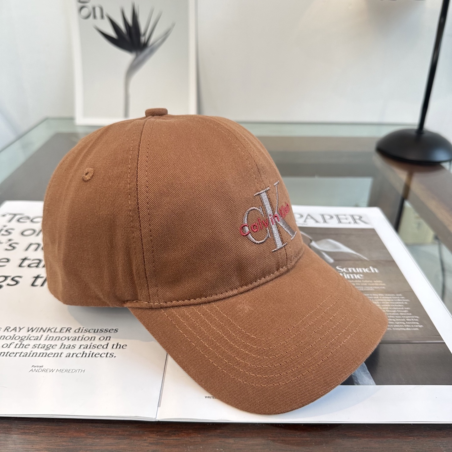 Calvin Klein，CKlogo春夏新款棒球帽 小红书推荐，时尚百搭，众多明星都喜欢的一款，非常爆