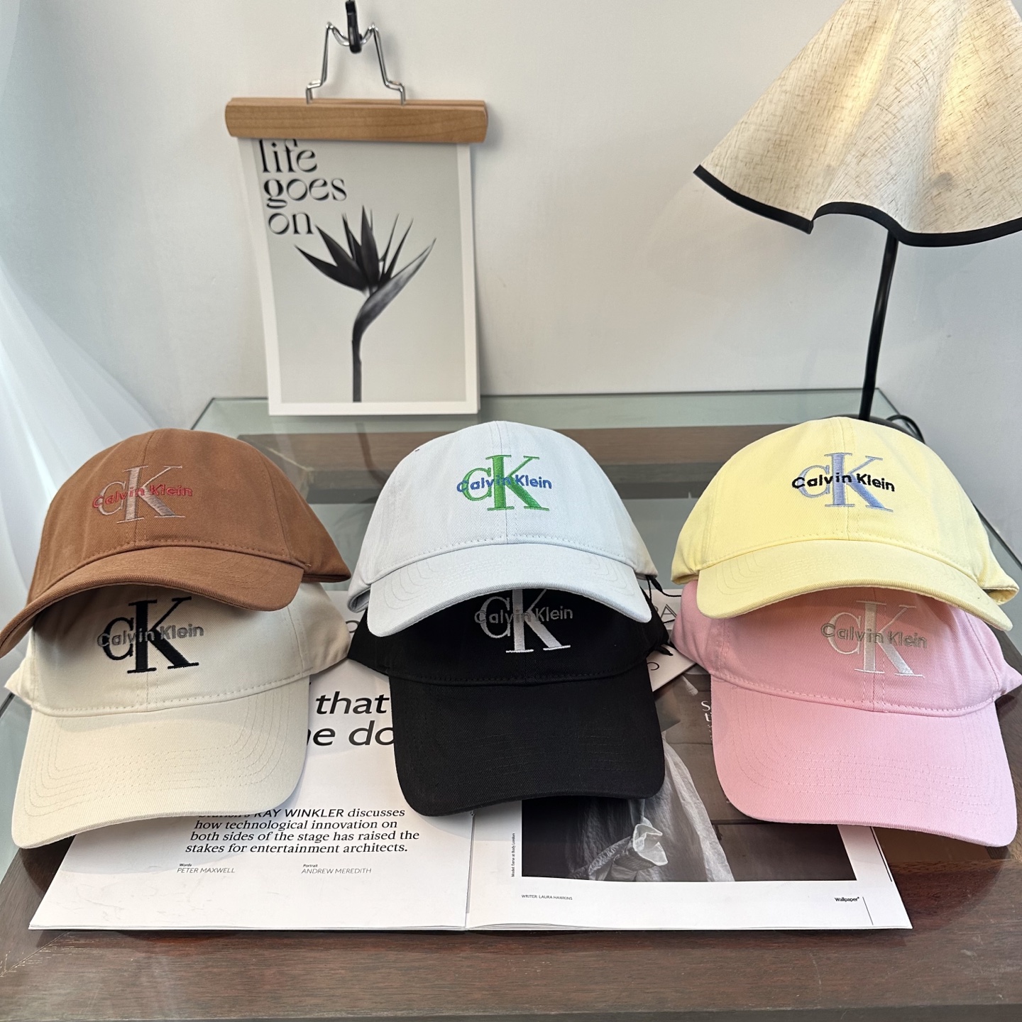 Calvin Klein，CKlogo春夏新款棒球帽 小红书推荐，时尚百搭，众多明星都喜欢的一款，非常爆