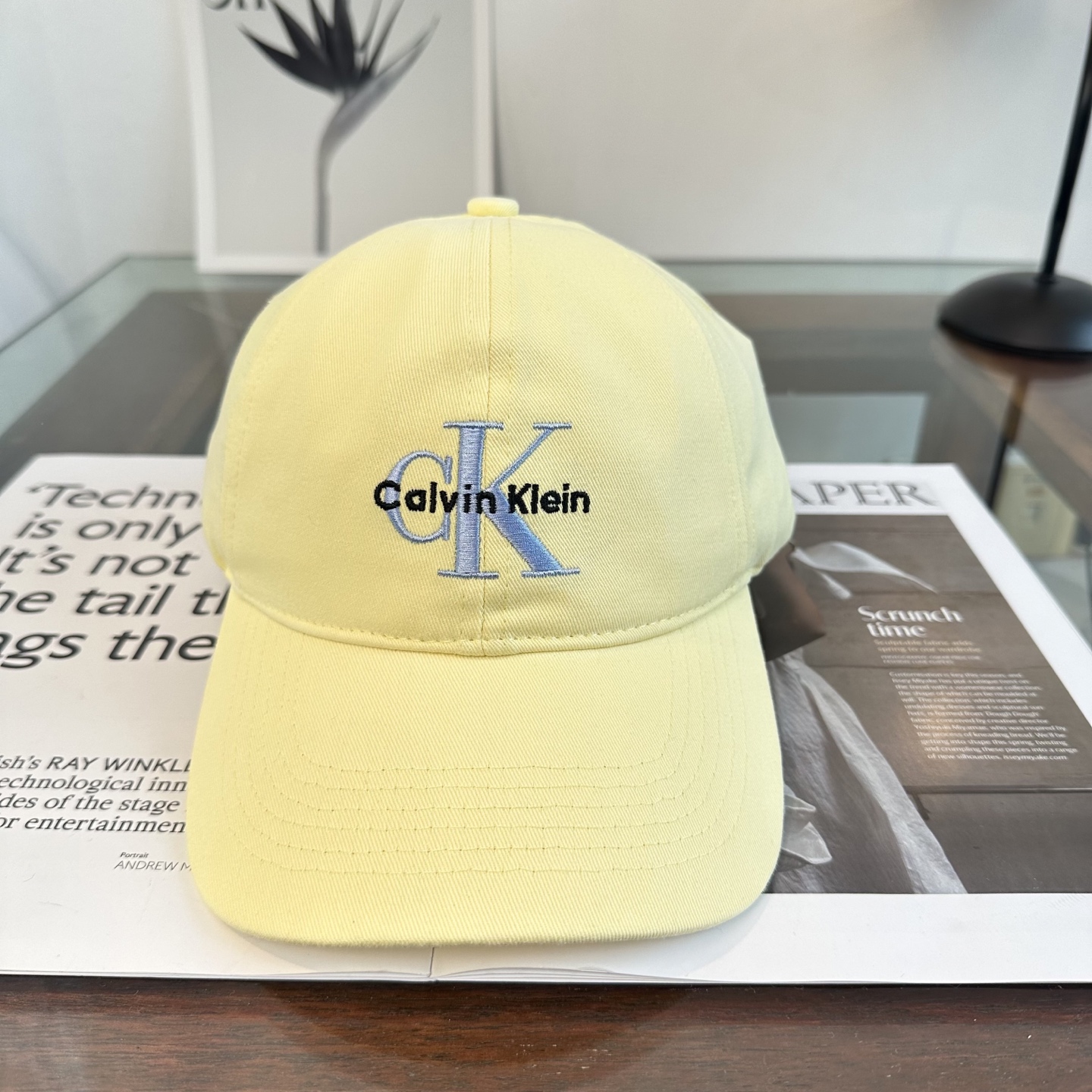 Calvin Klein，CKlogo春夏新款棒球帽 小红书推荐，时尚百搭，众多明星都喜欢的一款，非常爆
