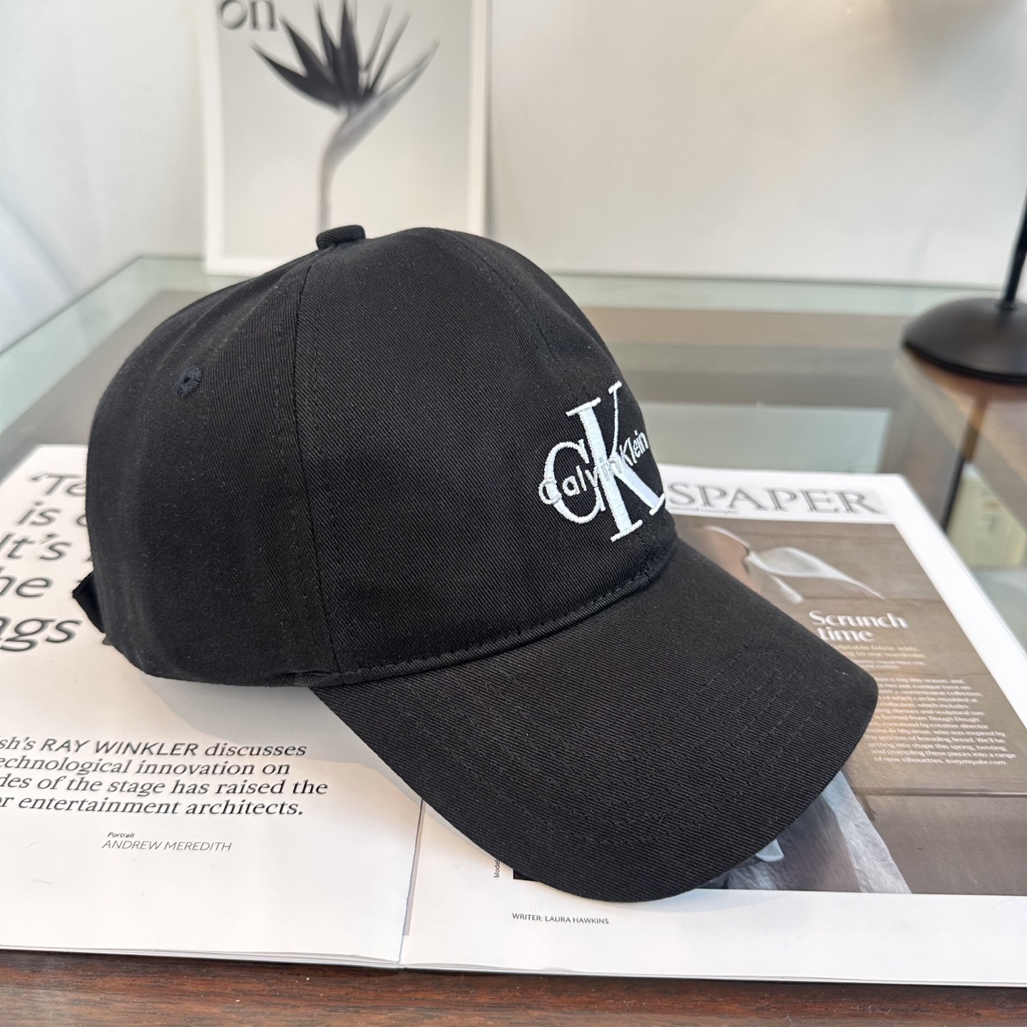 Calvin Klein，CKlogo春夏新款棒球帽 小红书推荐，时尚百搭，众多明星都喜欢的一款，非常爆