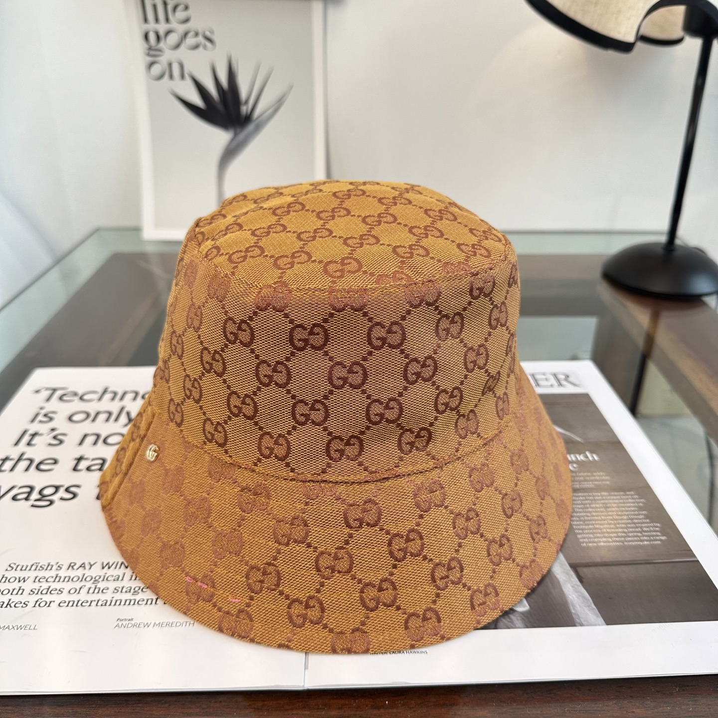 GUCCI古奇双面渔夫帽👒官网新品Gucci渔夫帽火爆来袭 工艺非常精美 高档大气上档次！低调奢华，方便