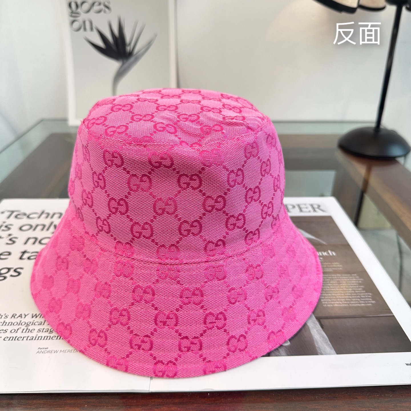GUCCI古奇双面渔夫帽👒官网新品Gucci渔夫帽火爆来袭 工艺非常精美 高档大气上档次！低调奢华，方便