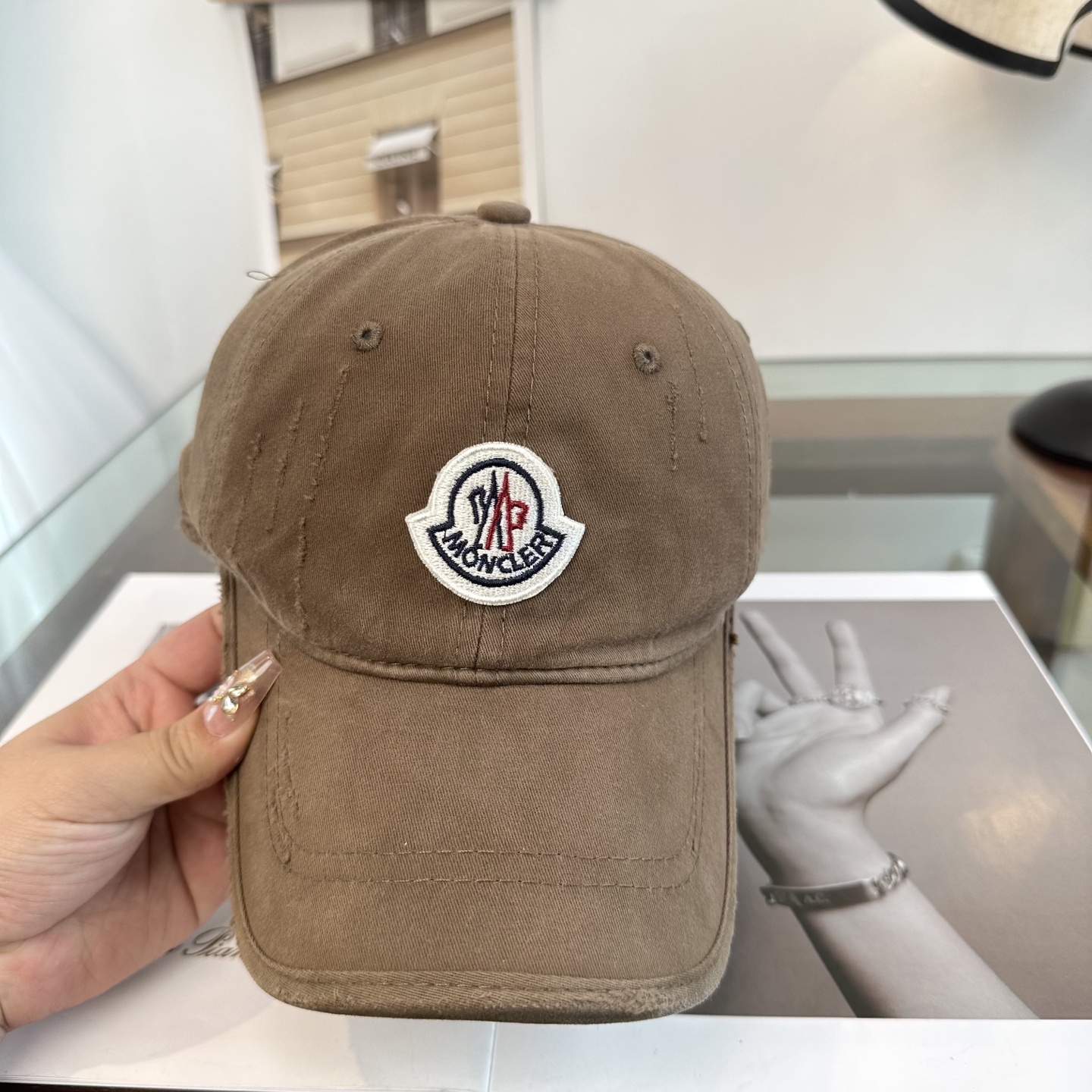 🧢蒙口棒球帽 😍新款棒球帽，重工打造♥️高端大气，百搭款🤗男女通用！