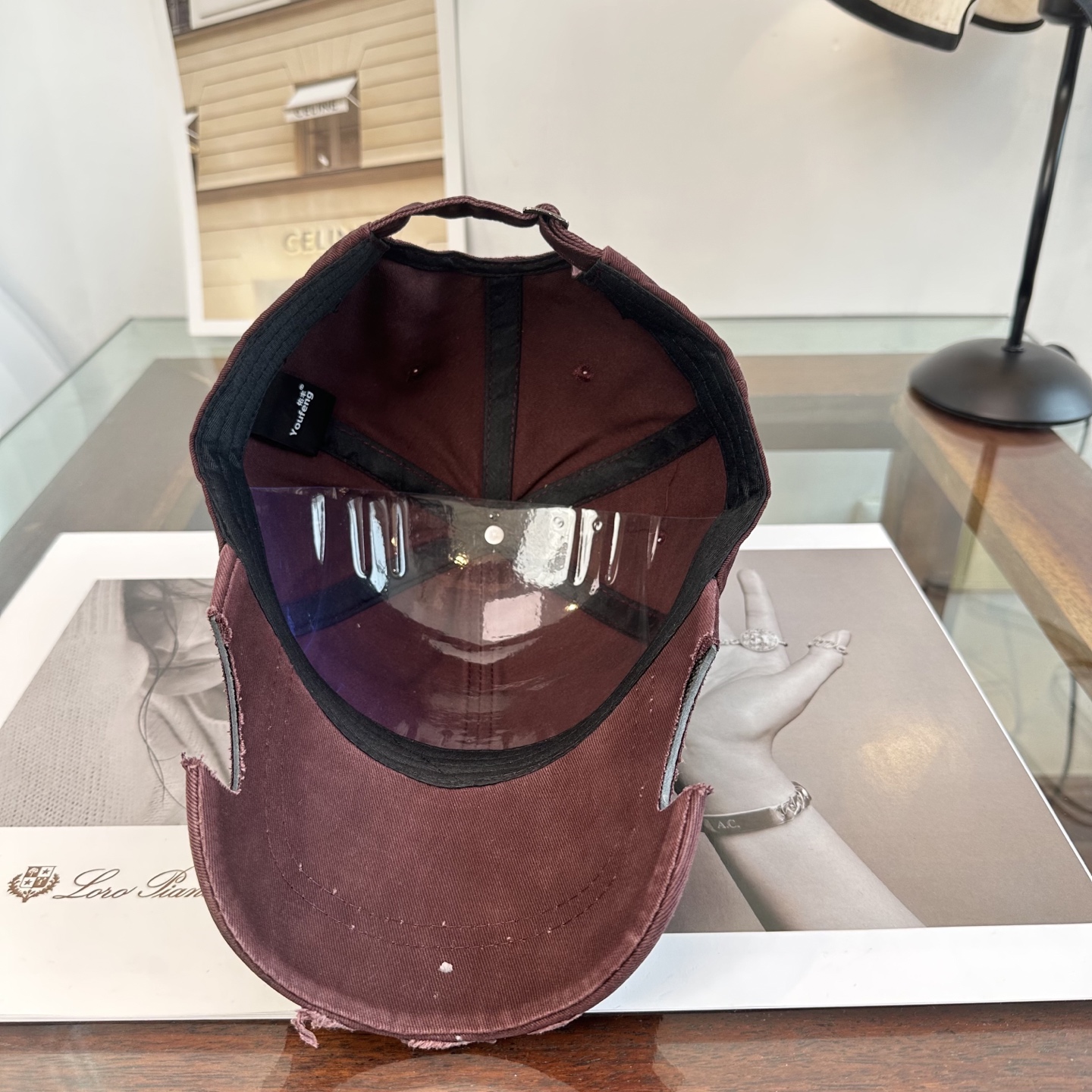 新品Balenciaga 巴黎世家字母新款棒球帽现货秒发🧢简约时尚超级无敌好看的帽子！情侣款！