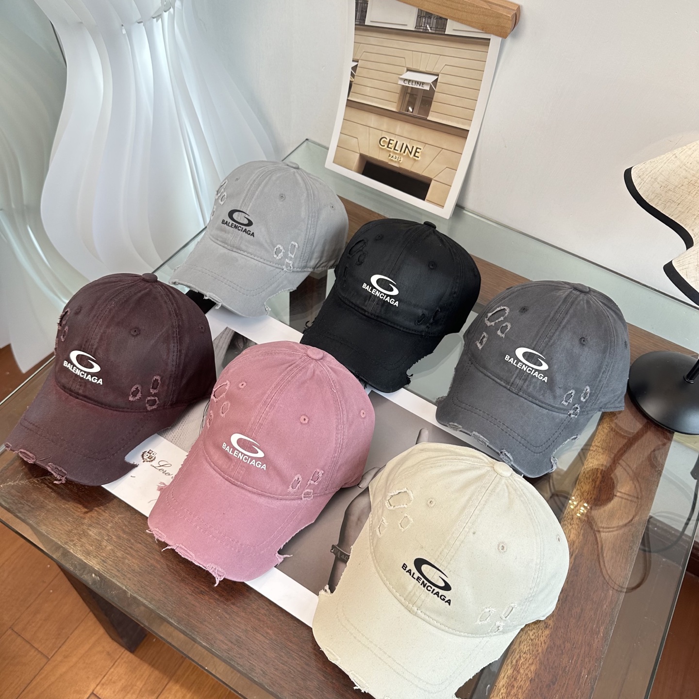 新品Balenciaga 巴黎世家字母新款棒球帽现货秒发🧢简约时尚超级无敌好看的帽子！情侣款！