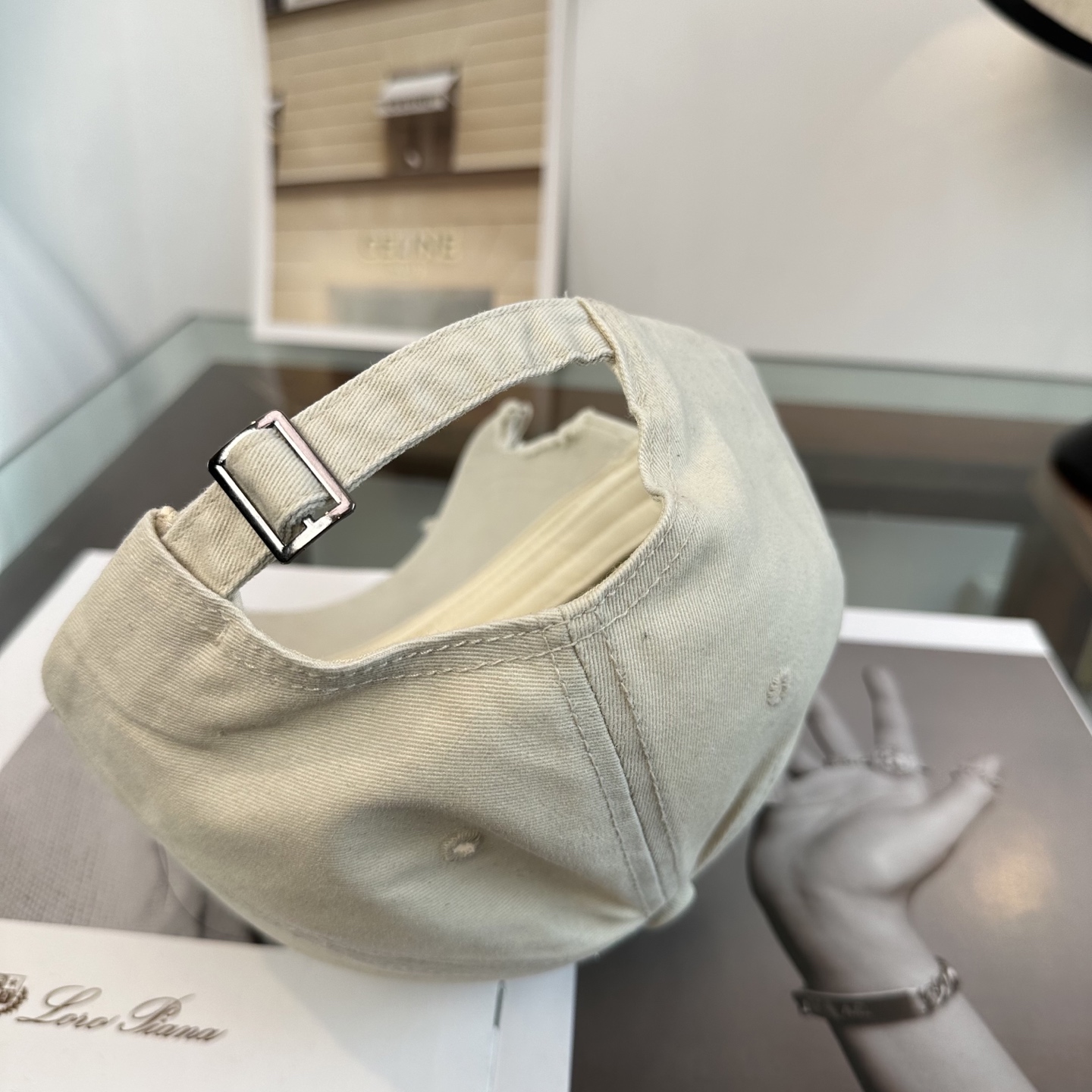 新品Balenciaga 巴黎世家字母新款棒球帽现货秒发🧢简约时尚超级无敌好看的帽子！情侣款！