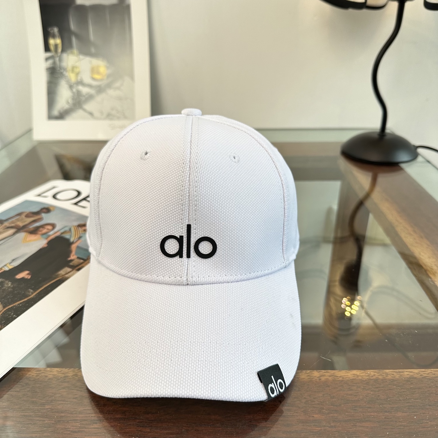Alo 。爆款 新款棒球帽定制面料，简约时尚更透气，超火爆现货秒发