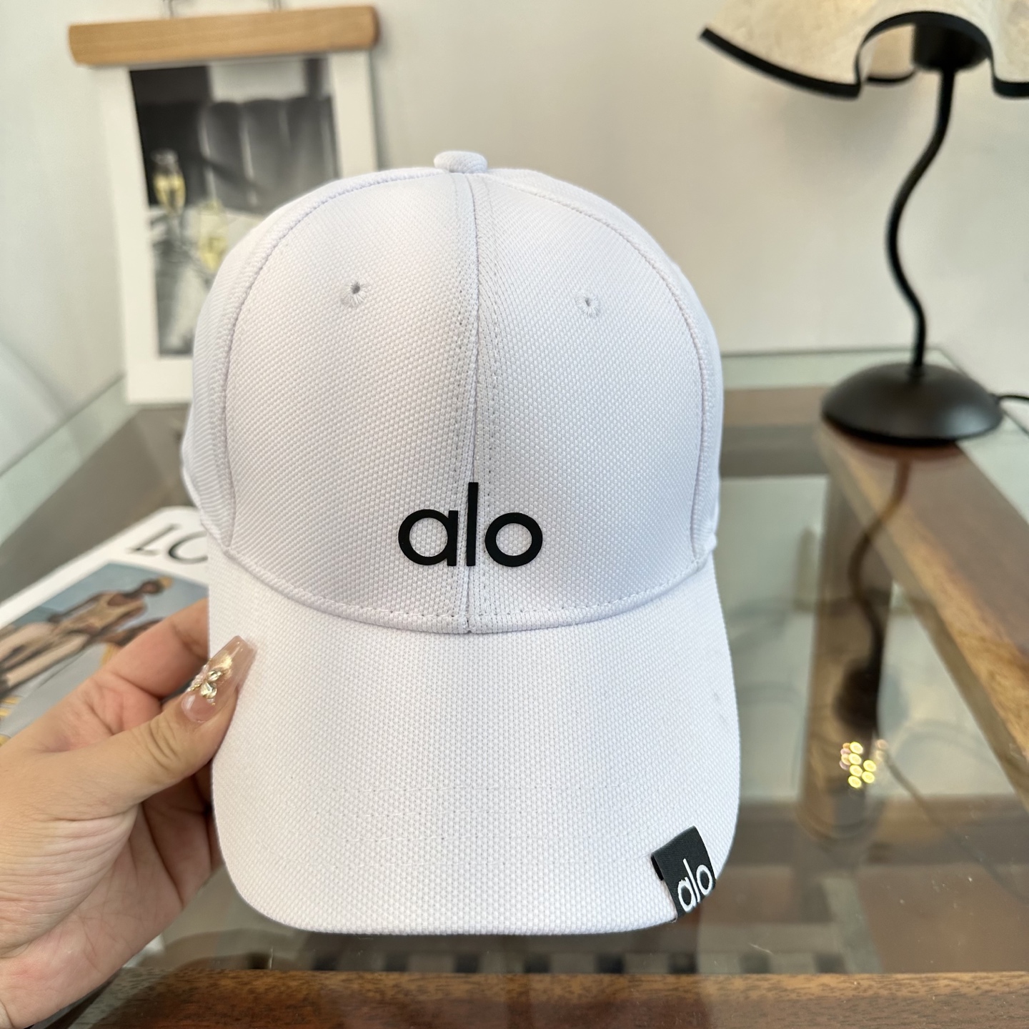 Alo 。爆款 新款棒球帽定制面料，简约时尚更透气，超火爆现货秒发