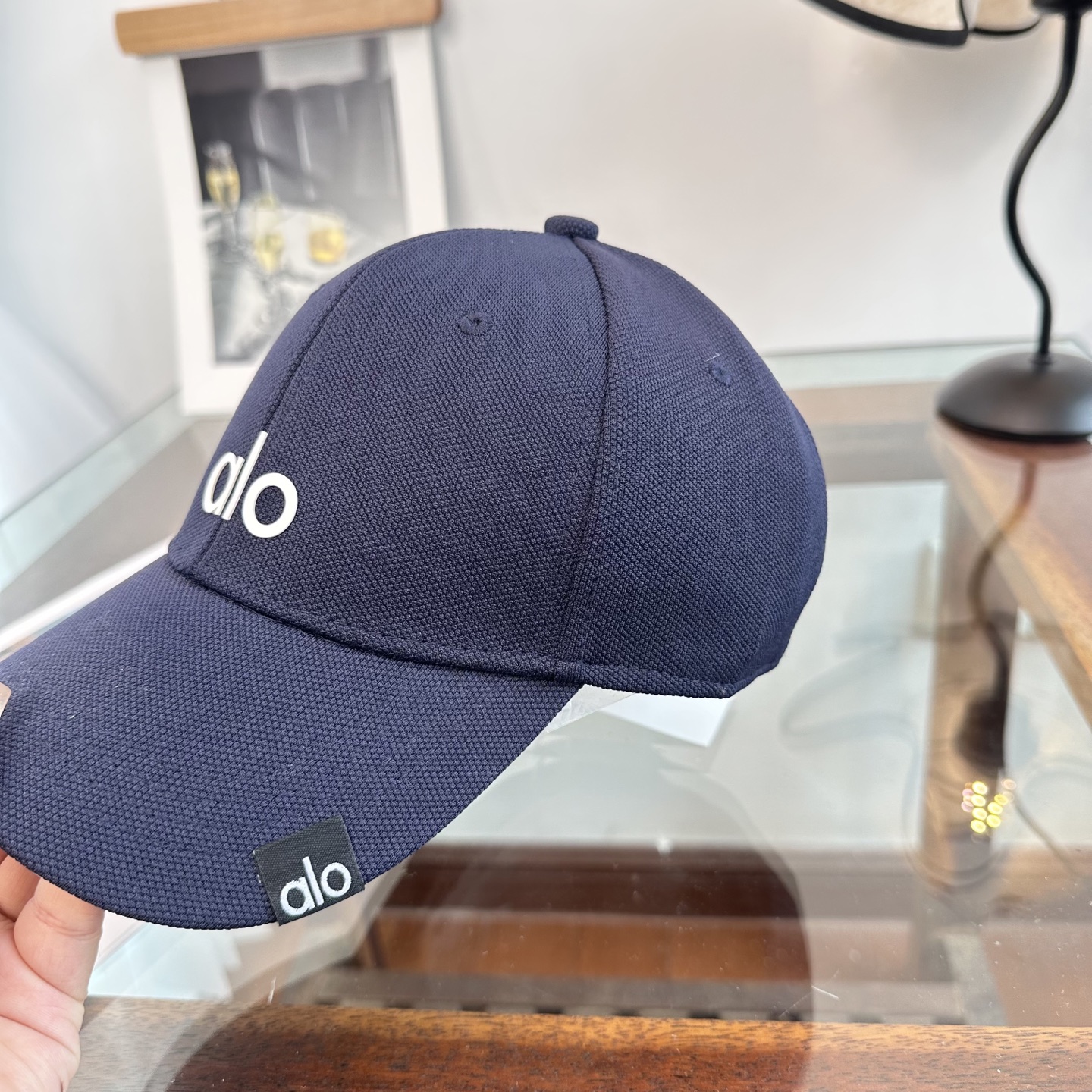 Alo 。爆款 新款棒球帽定制面料，简约时尚更透气，超火爆现货秒发
