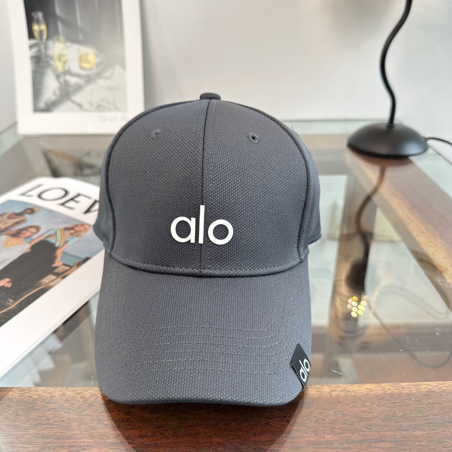 Alo 。爆款 新款棒球帽定制面料，简约时尚更透气，超火爆现货秒发