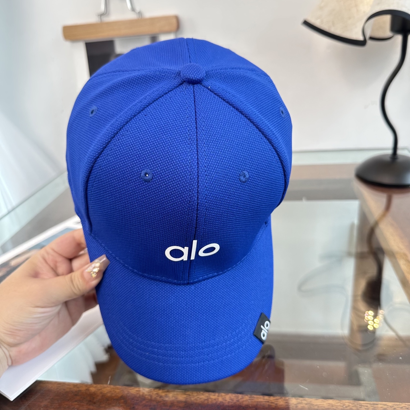 Alo 。爆款 新款棒球帽定制面料，简约时尚更透气，超火爆现货秒发