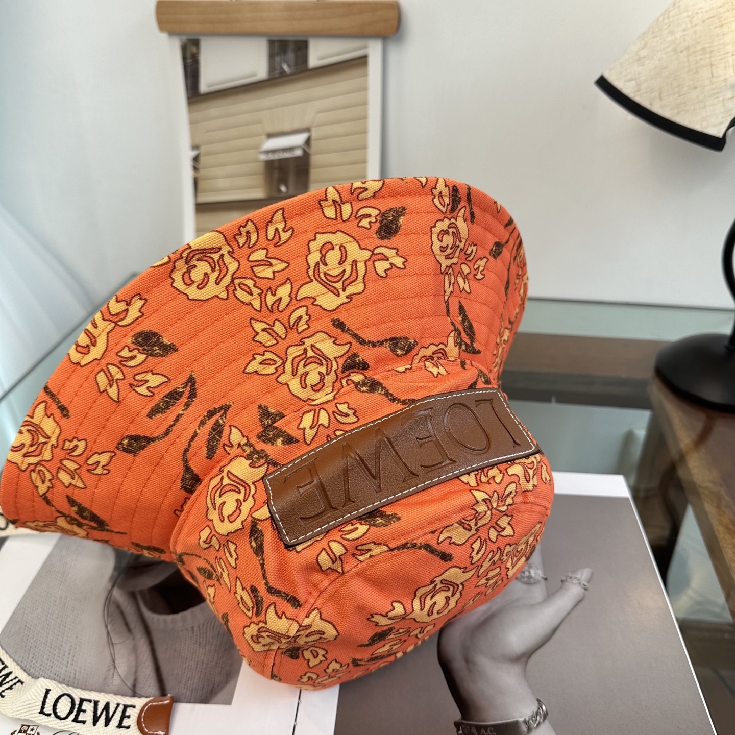 LOEWE罗意威 专柜新品渔夫帽，原单品质，内标齐全，头围57cm