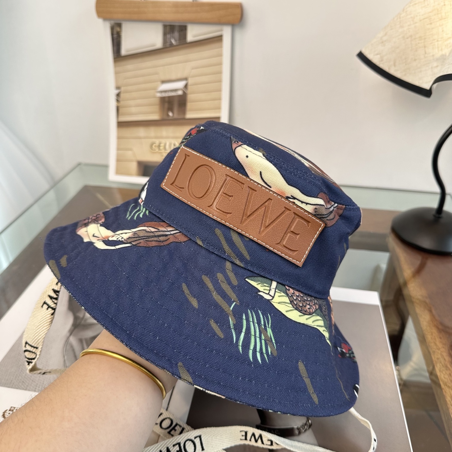 LOEWE罗意威 专柜新品渔夫帽，原单品质，内标齐全，头围57cm