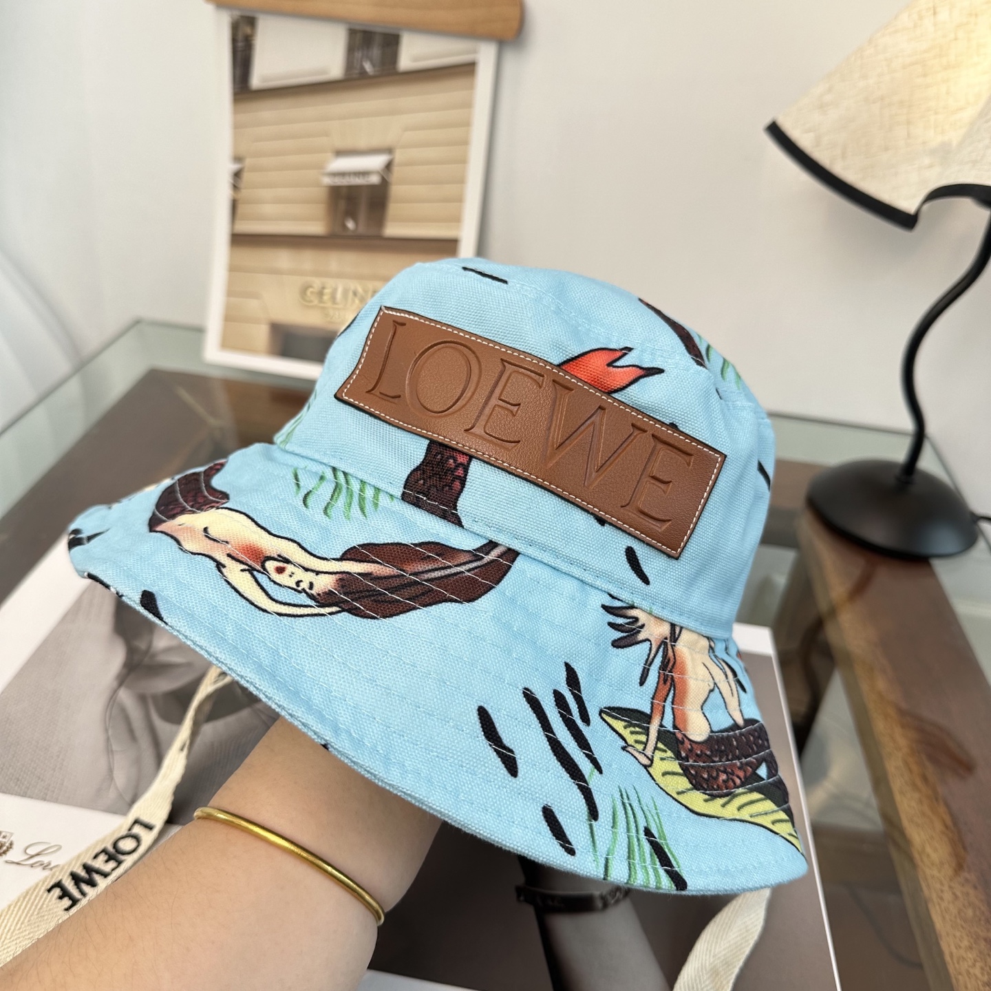 LOEWE罗意威 专柜新品渔夫帽，原单品质，内标齐全，头围57cm