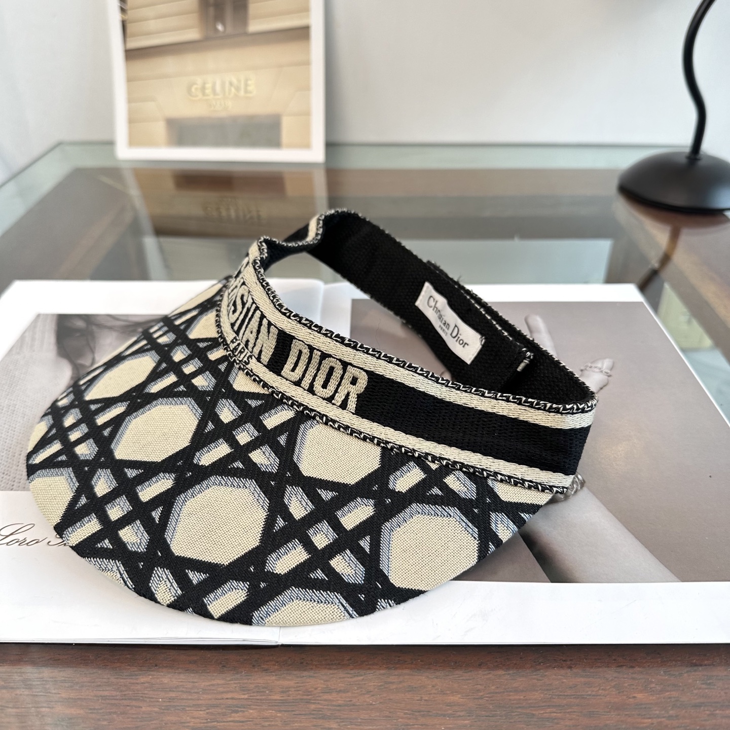 Dior DIOR 迪奥 2026春夏新款空顶帽，超甜超乖的小空顶 ，细节和质感都拿捏得很完美 缤纷整个夏天