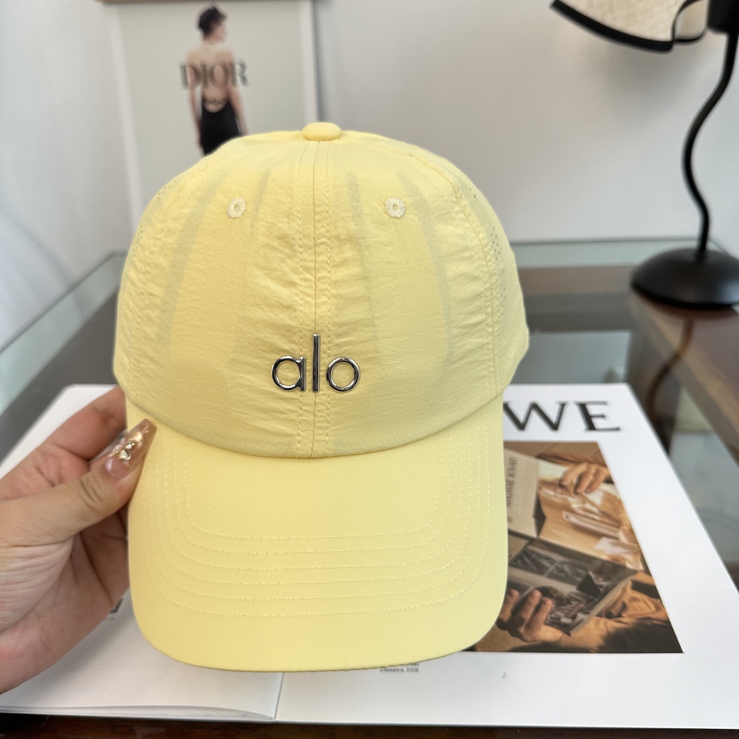 Alo 🔥爆款 新款棒球帽定制面料，简约时尚更透气，超火爆现货秒发