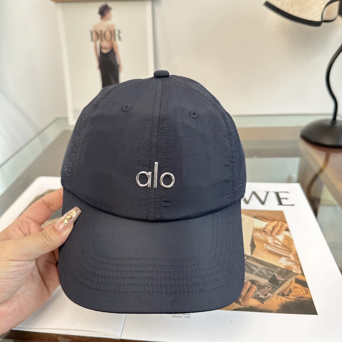 Alo 🔥爆款 新款棒球帽定制面料，简约时尚更透气，超火爆现货秒发
