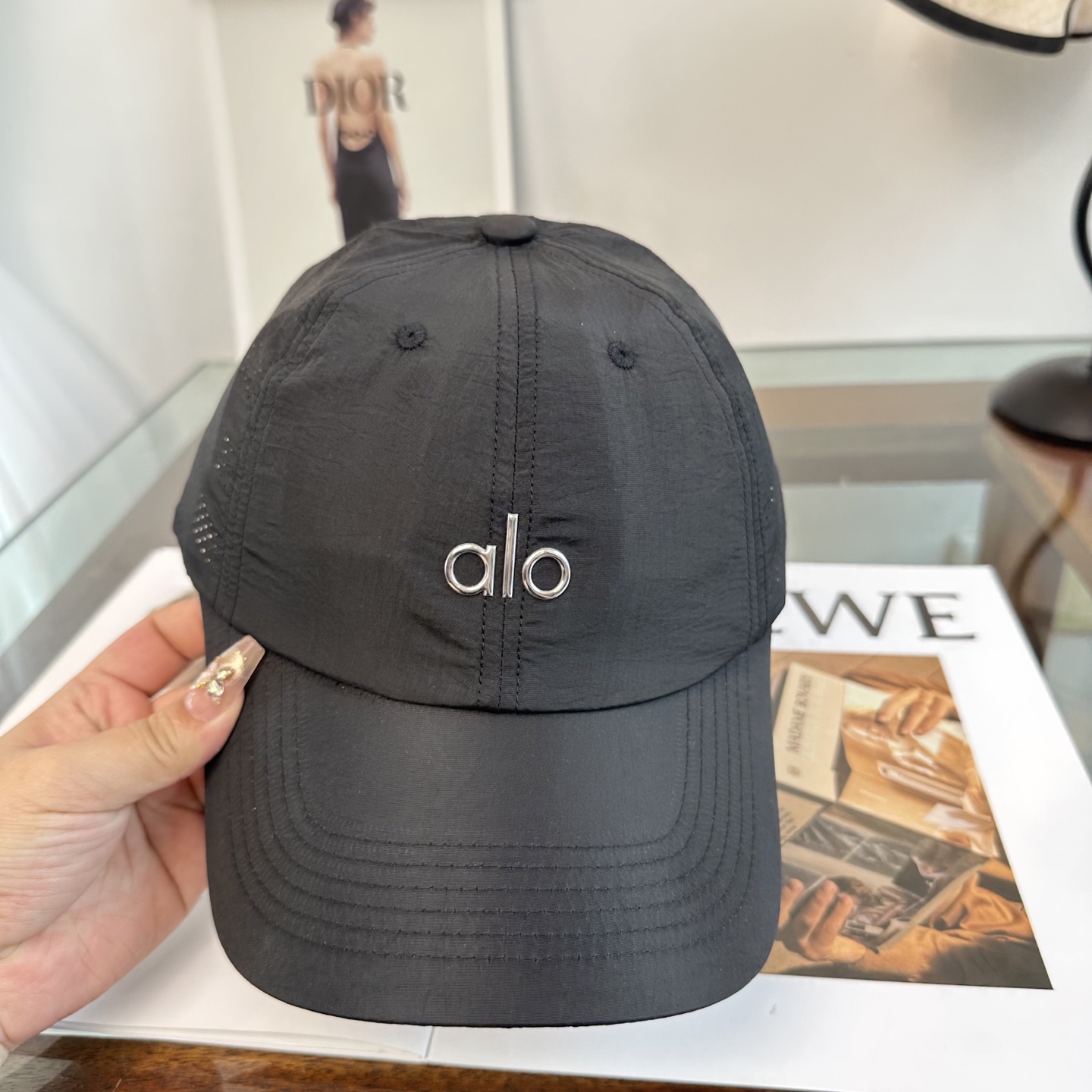 Alo 🔥爆款 新款棒球帽定制面料，简约时尚更透气，超火爆现货秒发