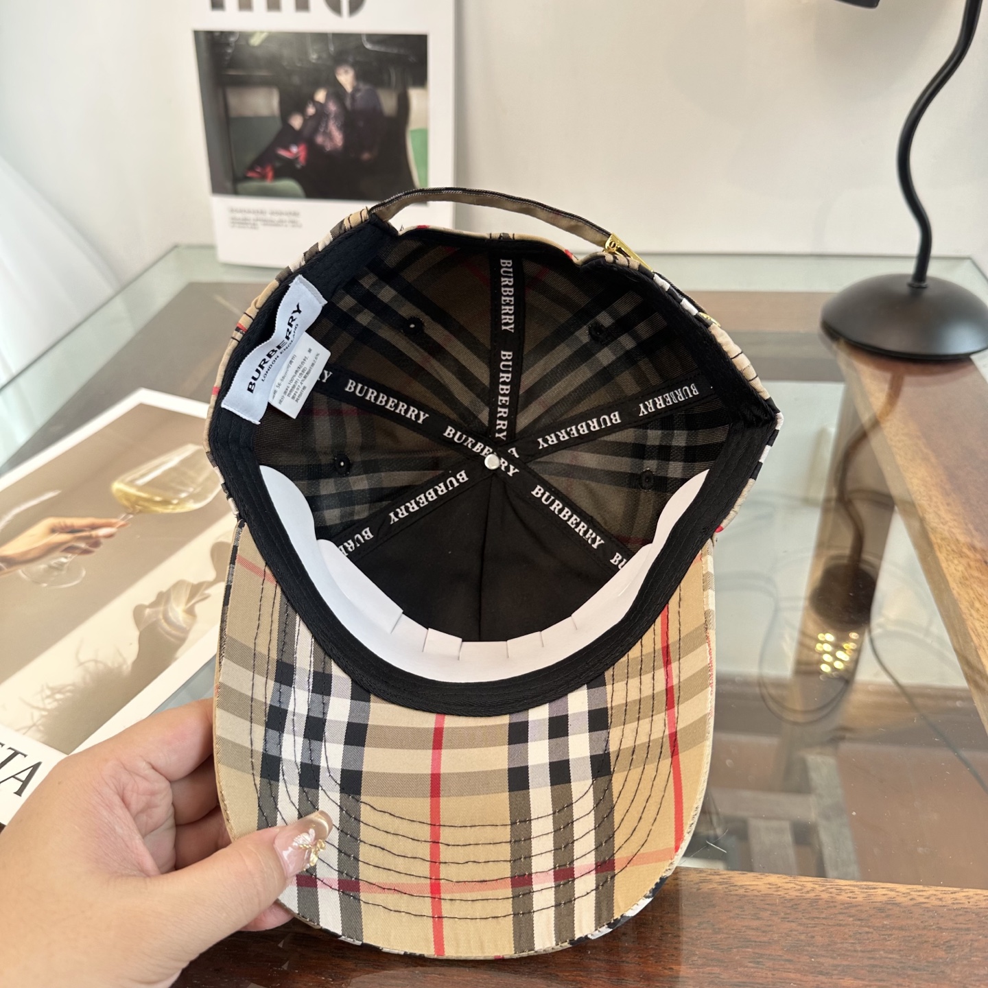 巴宝莉BURBERRY官网同步上线 韩版新款英伦风定制款1:1原单品质 男女通用棒球帽 美邦工艺 高版品