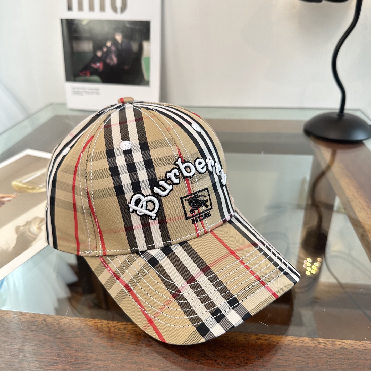 巴宝莉BURBERRY官网同步上线 韩版新款英伦风定制款1:1原单品质 男女通用棒球帽 美邦工艺 高版品