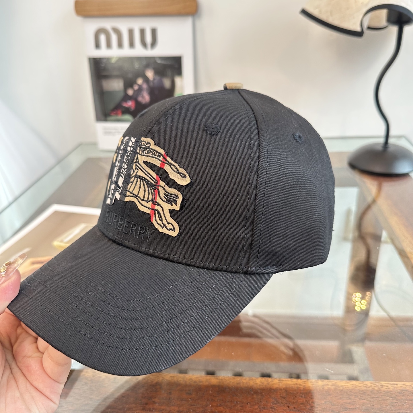 巴宝莉BURBERRY官网同步上线 韩版新款英伦风定制款1:1原单品质 男女通用棒球帽 美邦工艺 高版品
