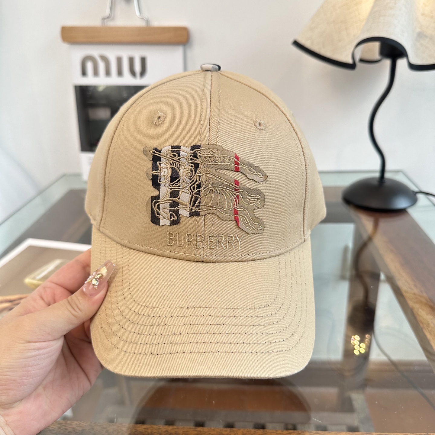 巴宝莉BURBERRY官网同步上线 韩版新款英伦风定制款1:1原单品质 男女通用棒球帽 美邦工艺 高版品