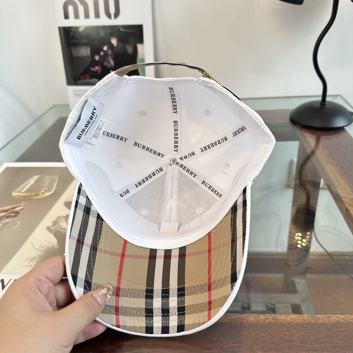 巴宝莉BURBERRY官网同步上线 韩版新款英伦风定制款1:1原单品质 男女通用棒球帽 美邦工艺 高版品