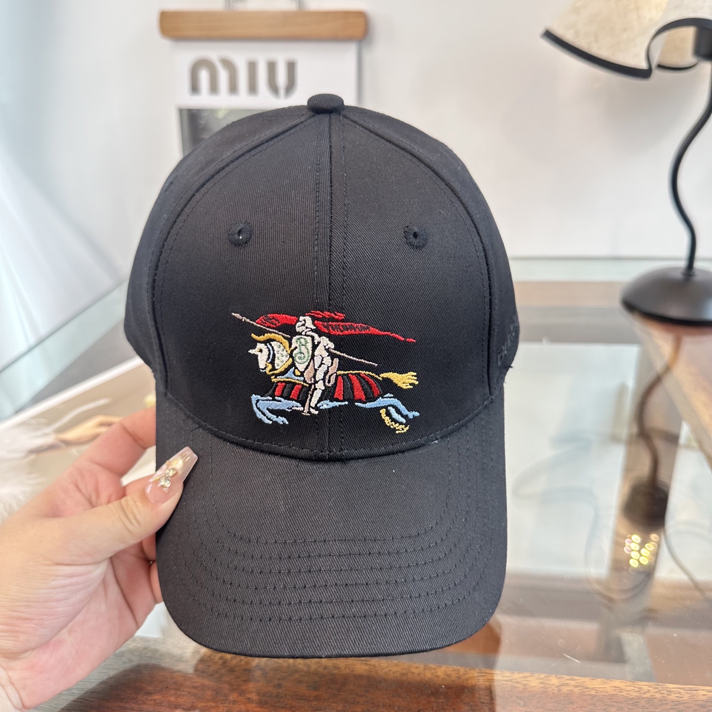 巴宝莉BURBERRY官网同步上线 韩版新款英伦风定制款1:1原单品质 男女通用棒球帽 美邦工艺 高版品