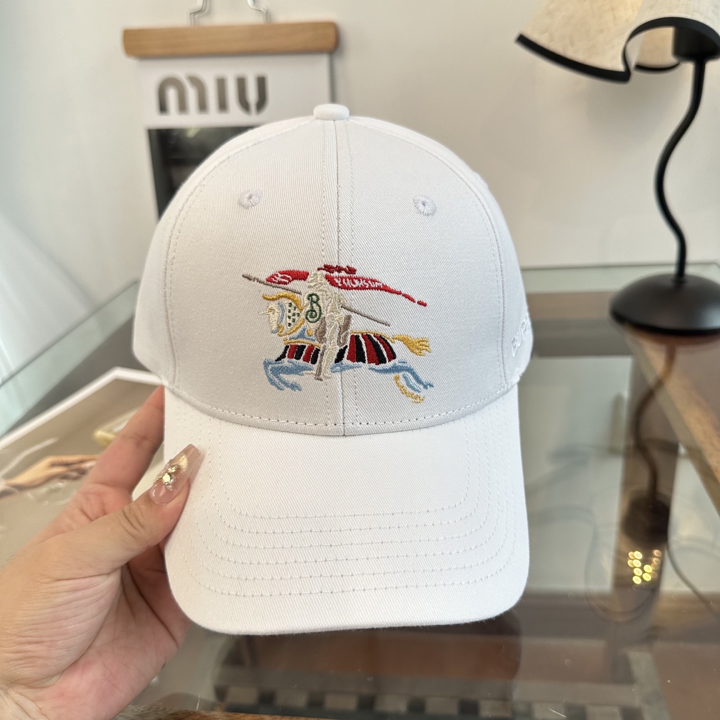 巴宝莉BURBERRY官网同步上线 韩版新款英伦风定制款1:1原单品质 男女通用棒球帽 美邦工艺 高版品