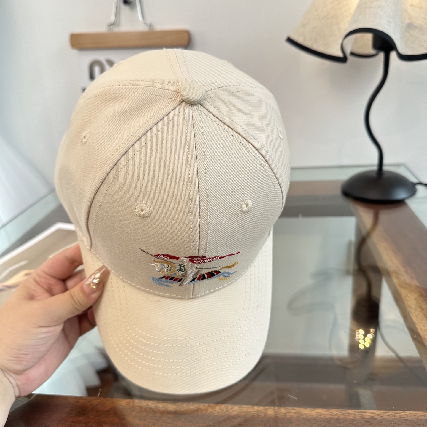 巴宝莉BURBERRY官网同步上线 韩版新款英伦风定制款1:1原单品质 男女通用棒球帽 美邦工艺 高版品