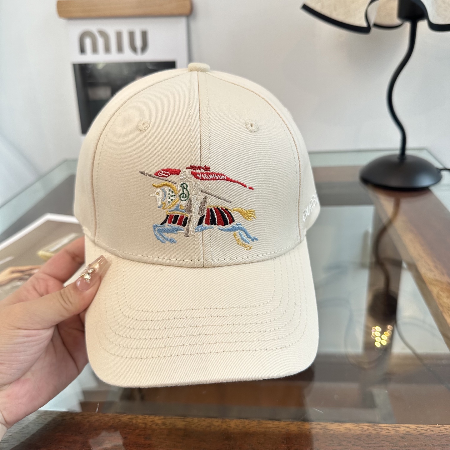 巴宝莉BURBERRY官网同步上线 韩版新款英伦风定制款1:1原单品质 男女通用棒球帽 美邦工艺 高版品