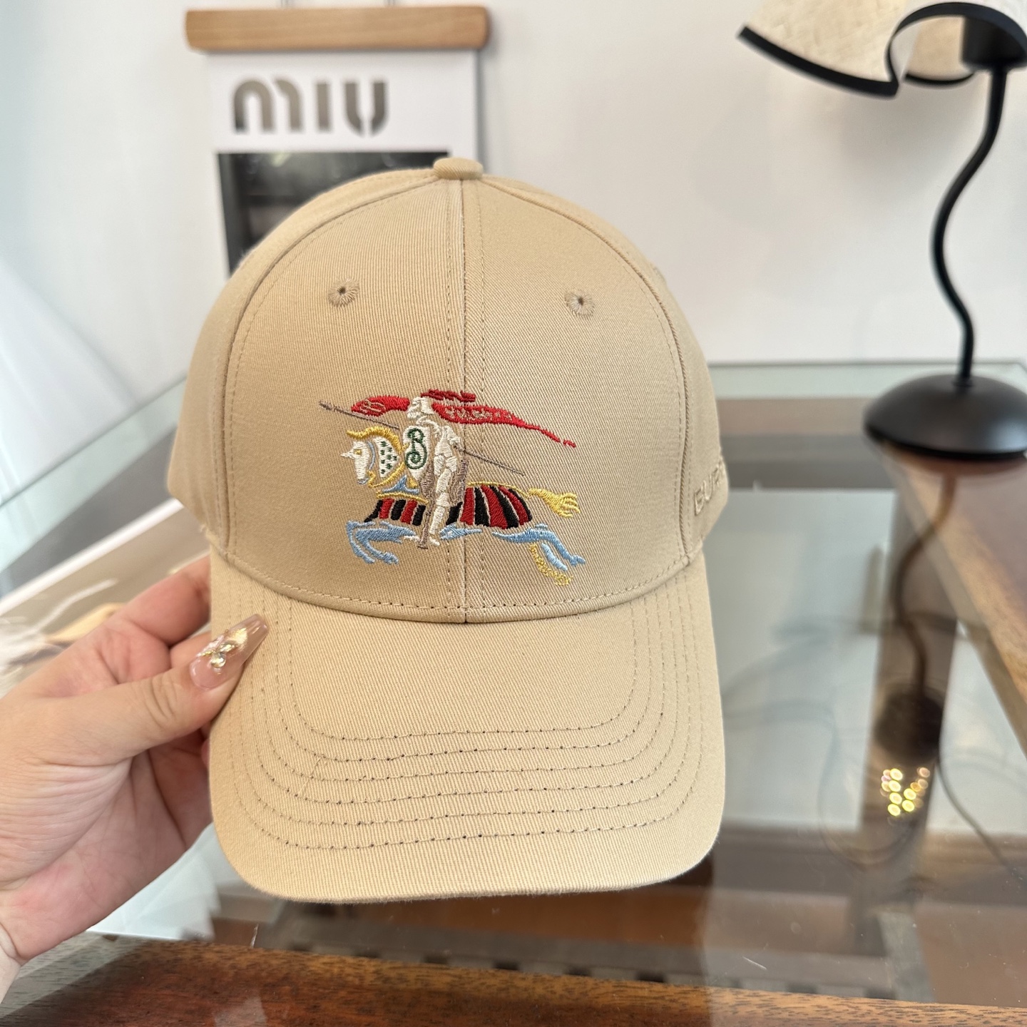 巴宝莉BURBERRY官网同步上线 韩版新款英伦风定制款1:1原单品质 男女通用棒球帽 美邦工艺 高版品