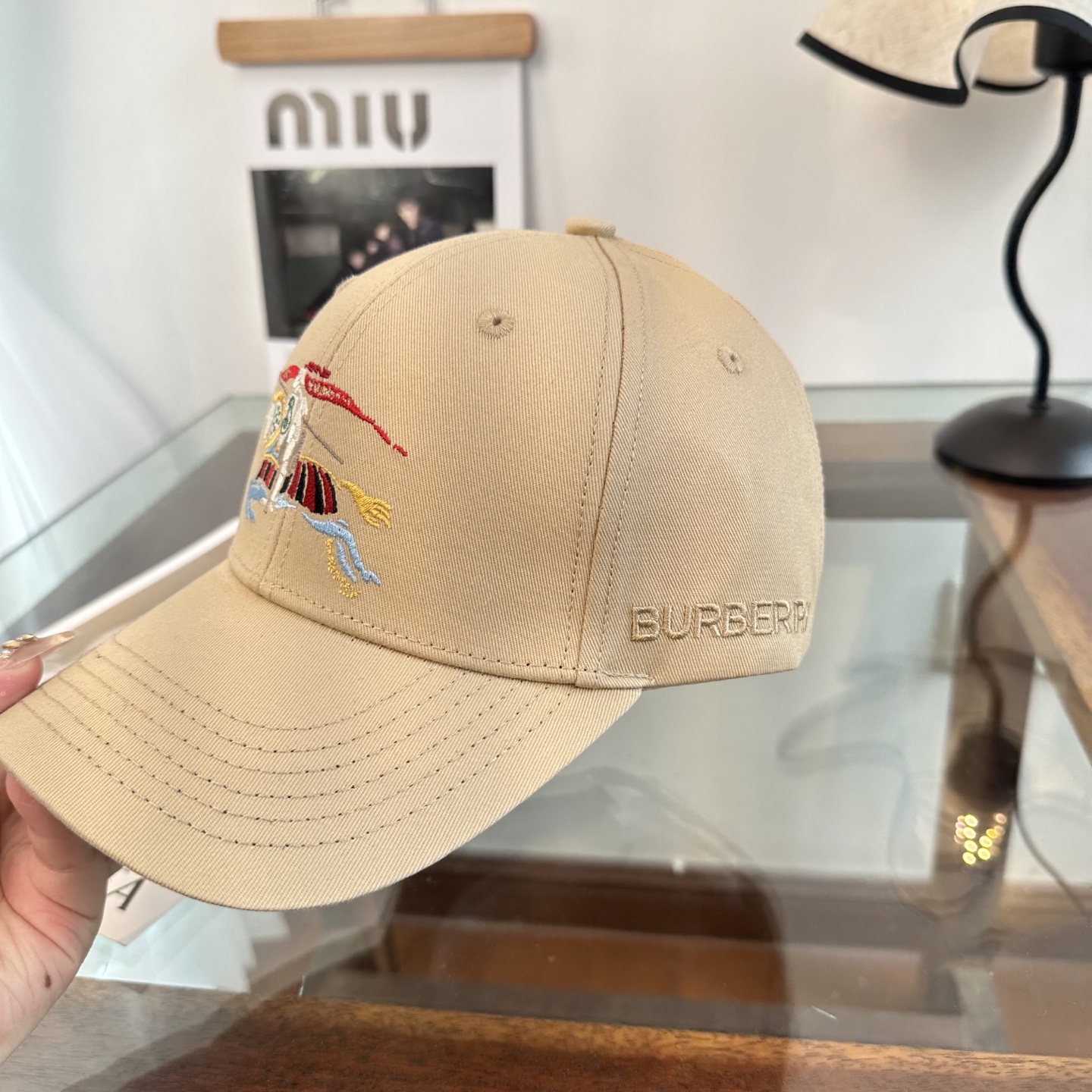 巴宝莉BURBERRY官网同步上线 韩版新款英伦风定制款1:1原单品质 男女通用棒球帽 美邦工艺 高版品
