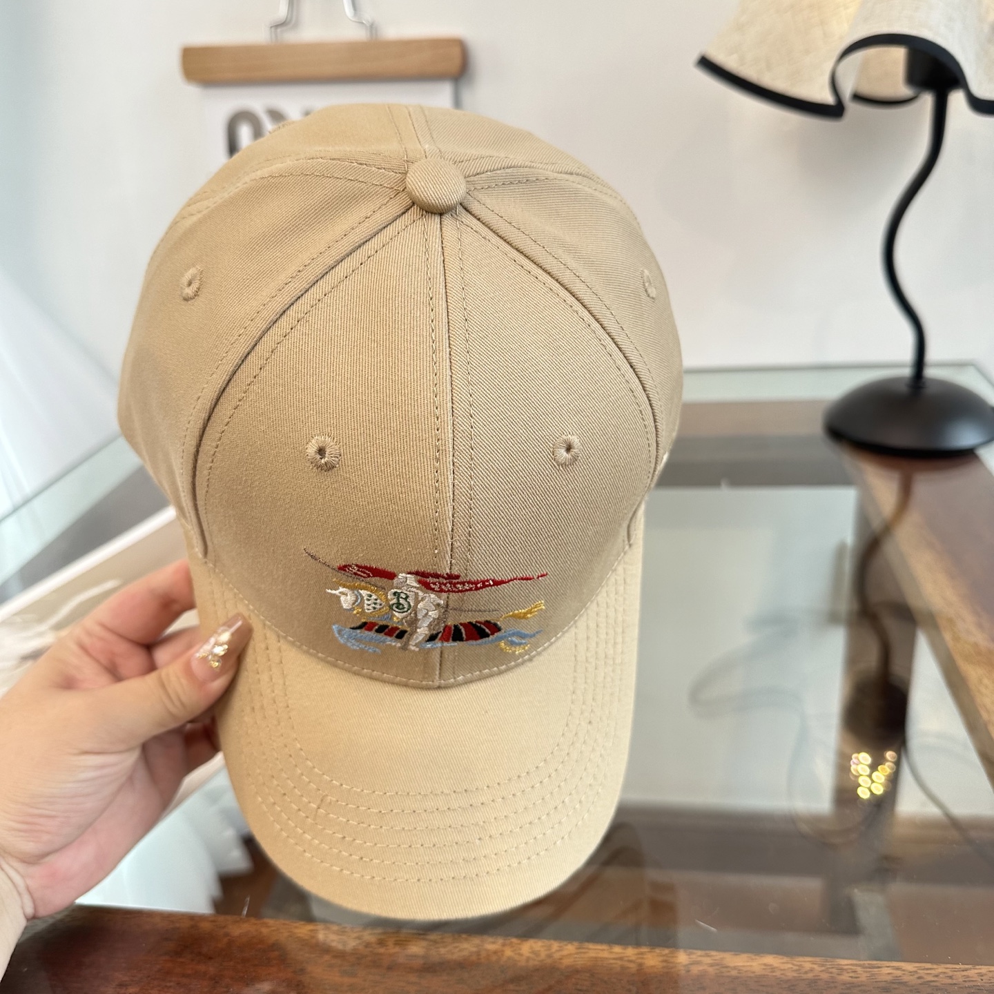 巴宝莉BURBERRY官网同步上线 韩版新款英伦风定制款1:1原单品质 男女通用棒球帽 美邦工艺 高版品