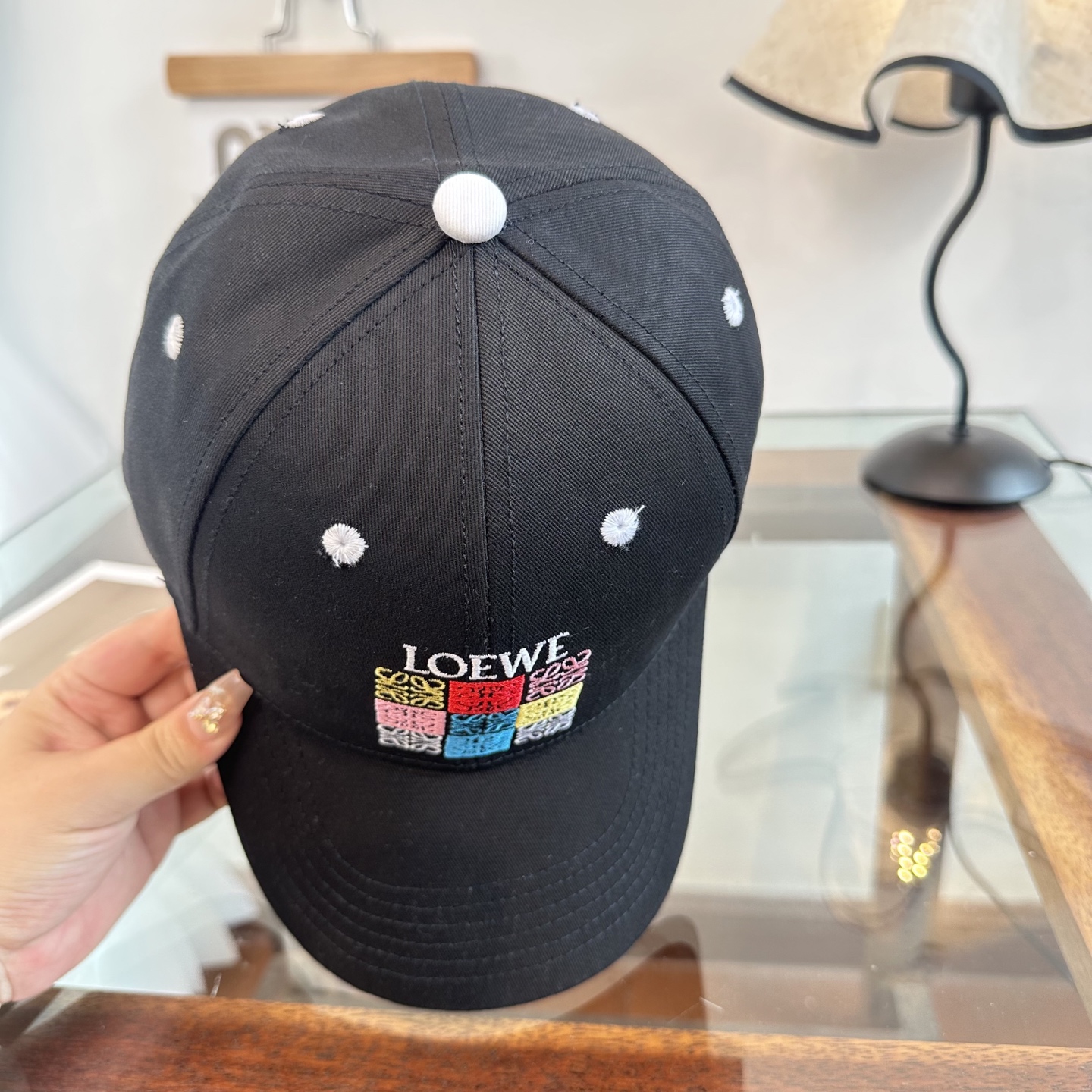 LOEWE【罗意威】新款刺绣棒球帽，专柜同步出货，大牌款超好搭配，赶紧入手